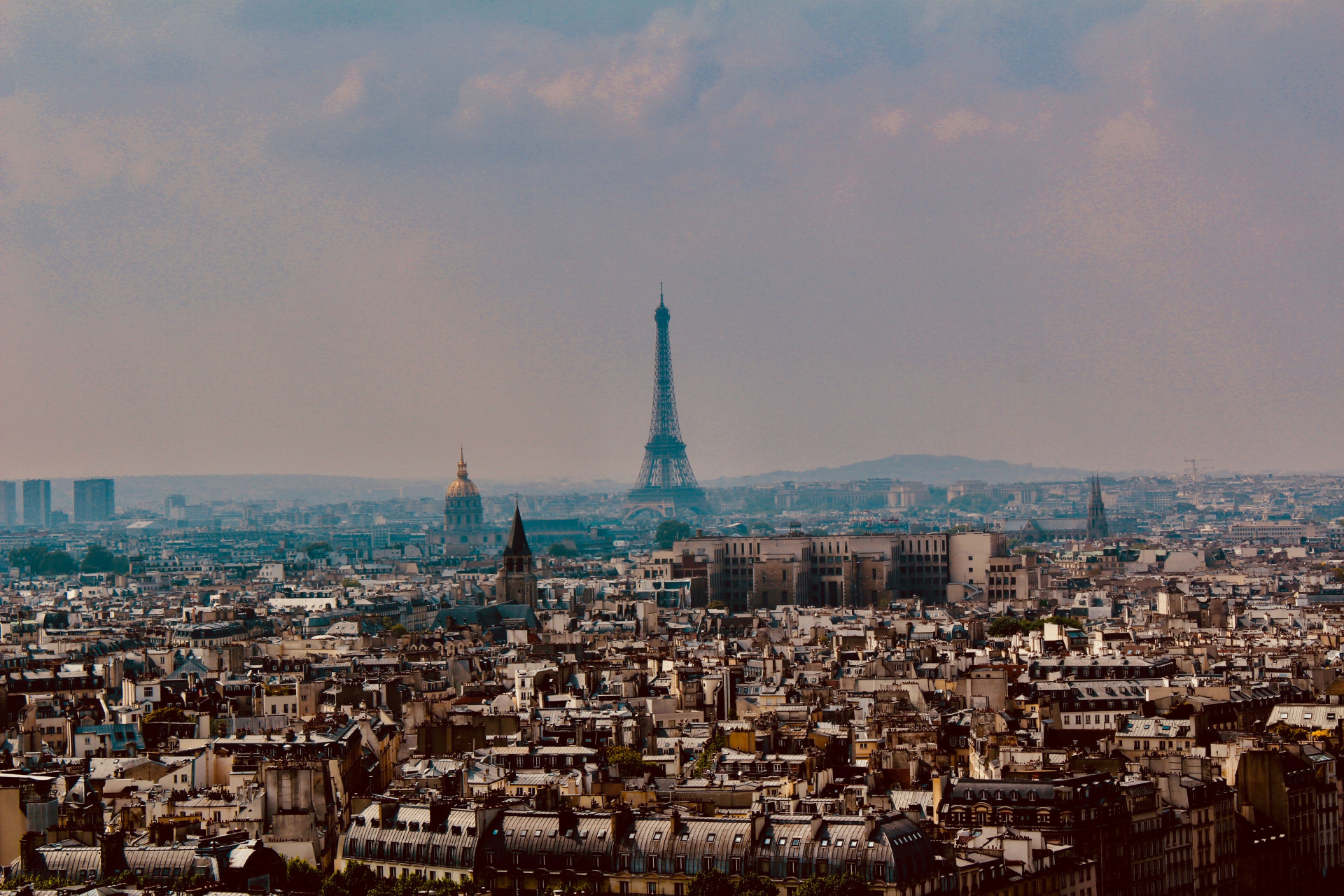 Paris dans la grisaille